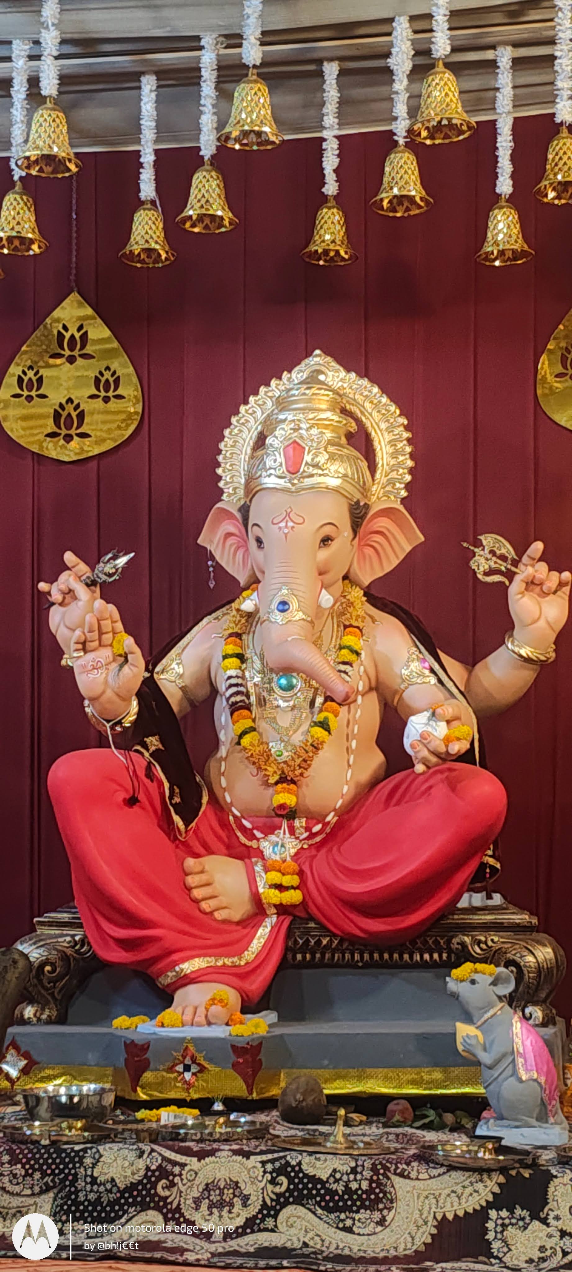 व्यापारी गणेशोत्सव मंडळ